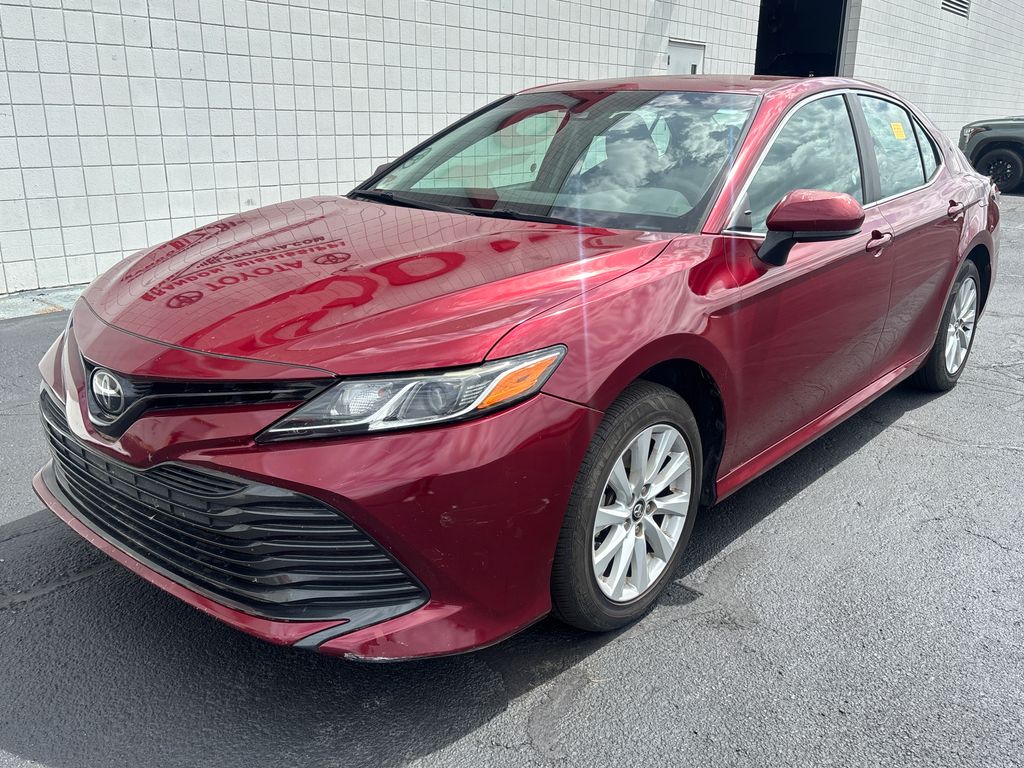 2019 Toyota Camry 2.5 Auto LE's photo