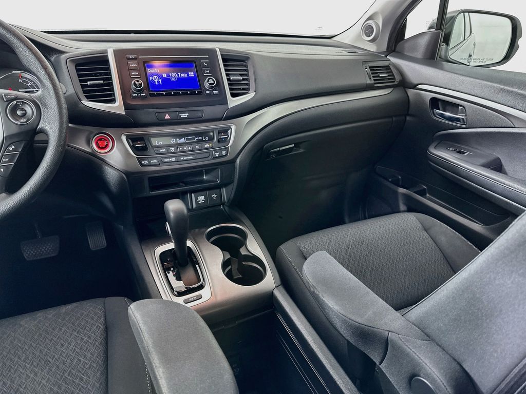 Thumbnail: 2019 Honda Ridgeline - 22