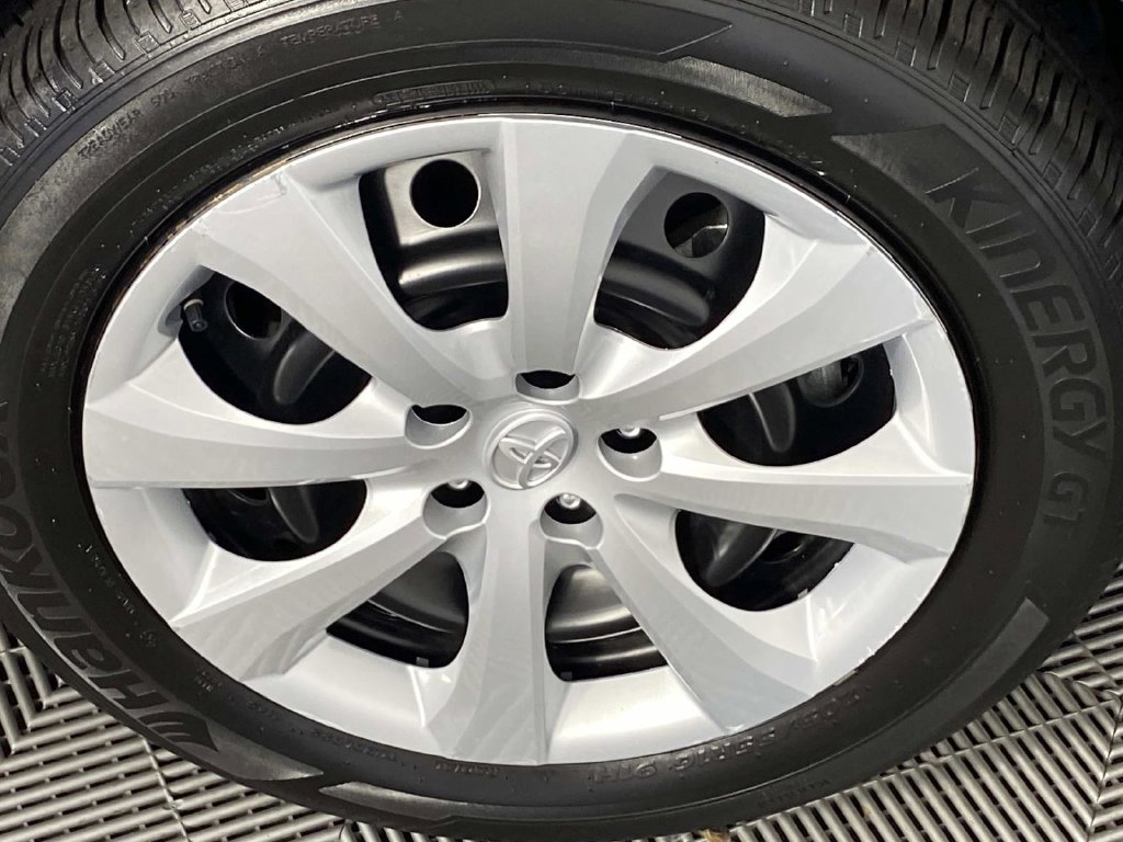 2024 Toyota Corolla LE Celestite - Grieco Acura - Image 28