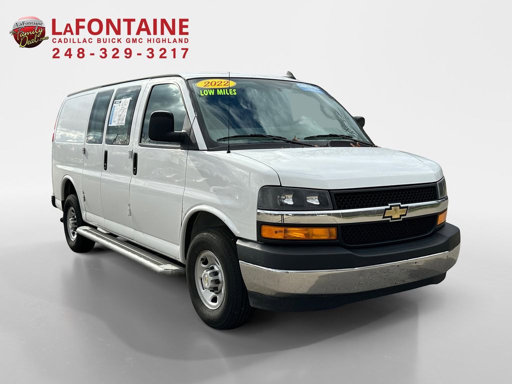 2022 Chevrolet Express 2500 Work Van 3