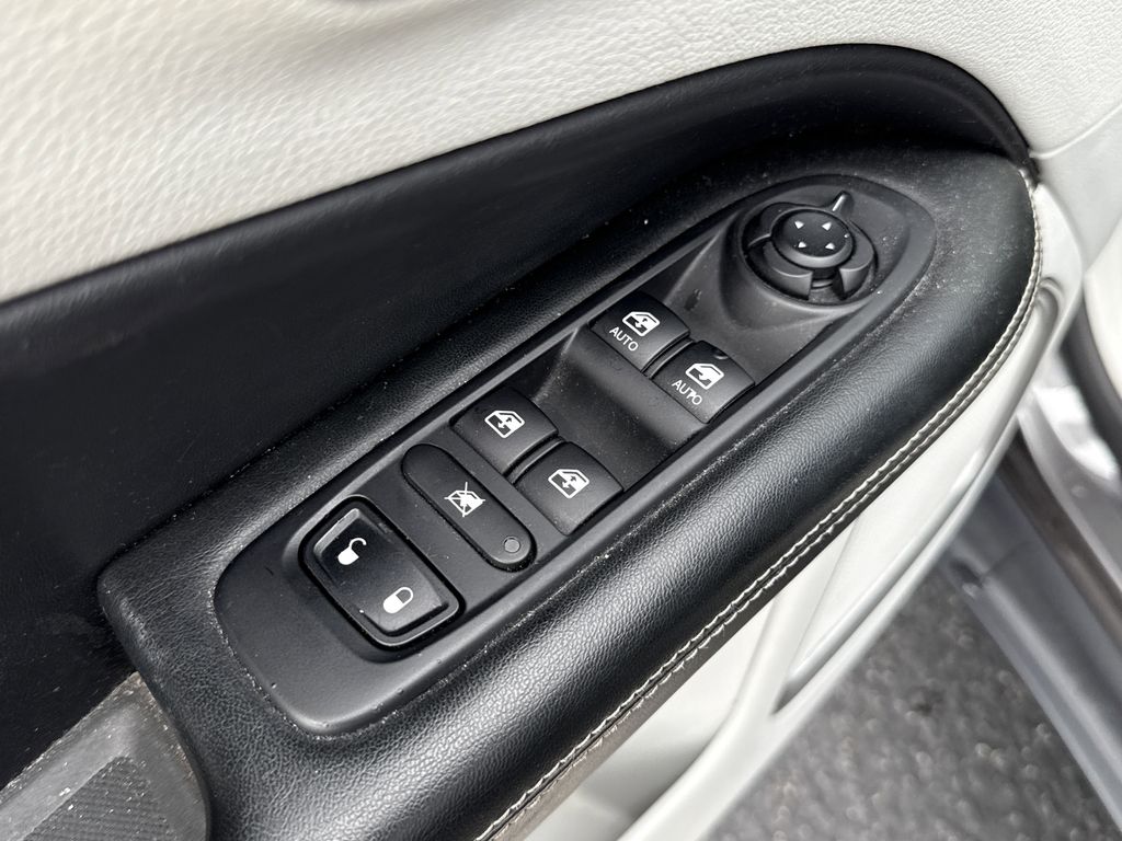 2020 Jeep Compass Latitude Gray at Mac Haik CDJR North Houston