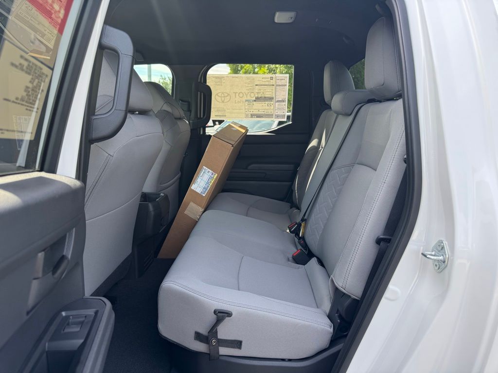 2025 Toyota Tacoma SR5 Double Cab photo 9