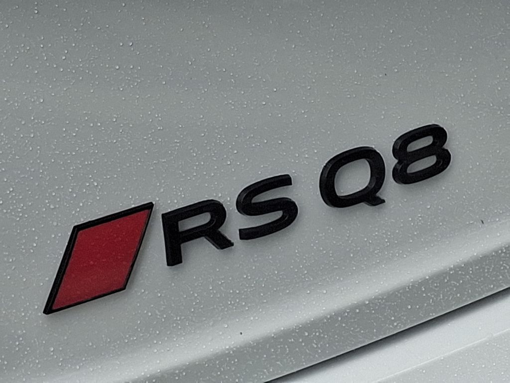 2025 Audi RS Q8 4.0T 21