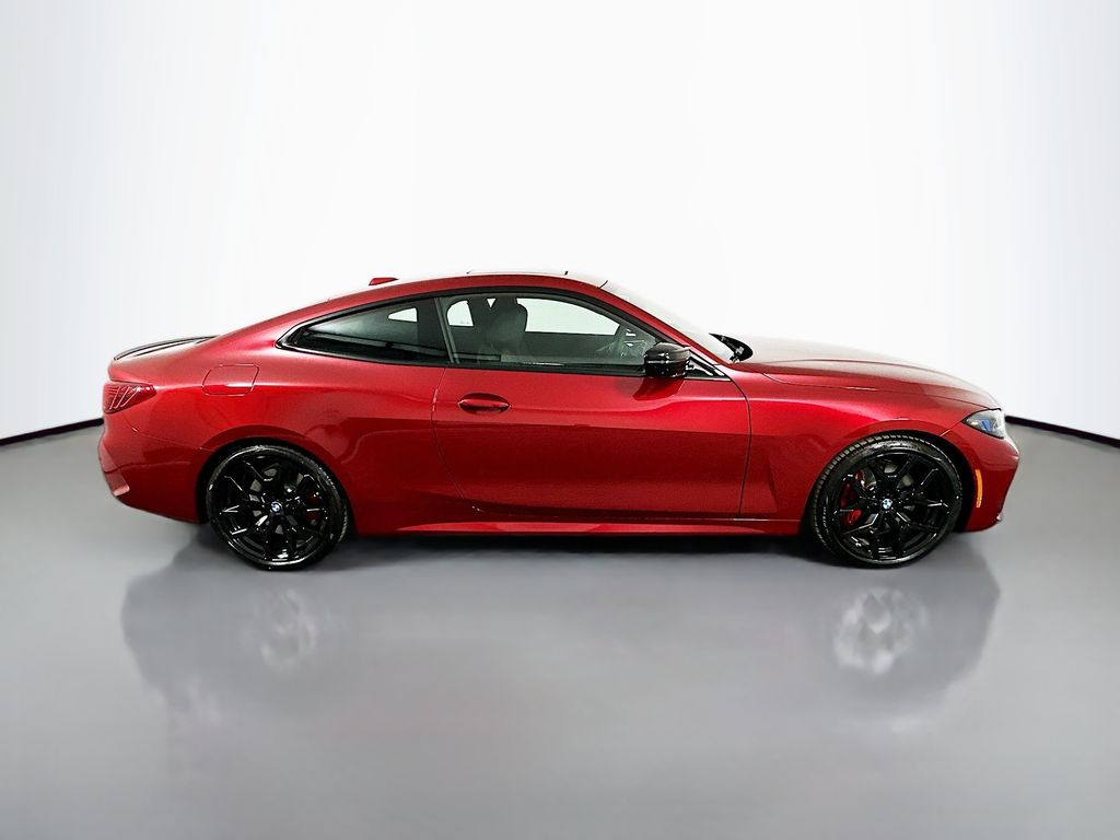 Thumbnail: 2026 BMW 4 Series - 4