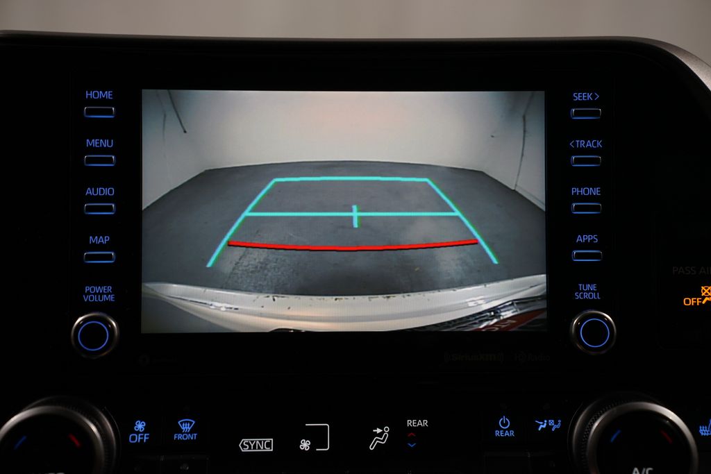 Thumbnail: 2020 Toyota Highlander - 19