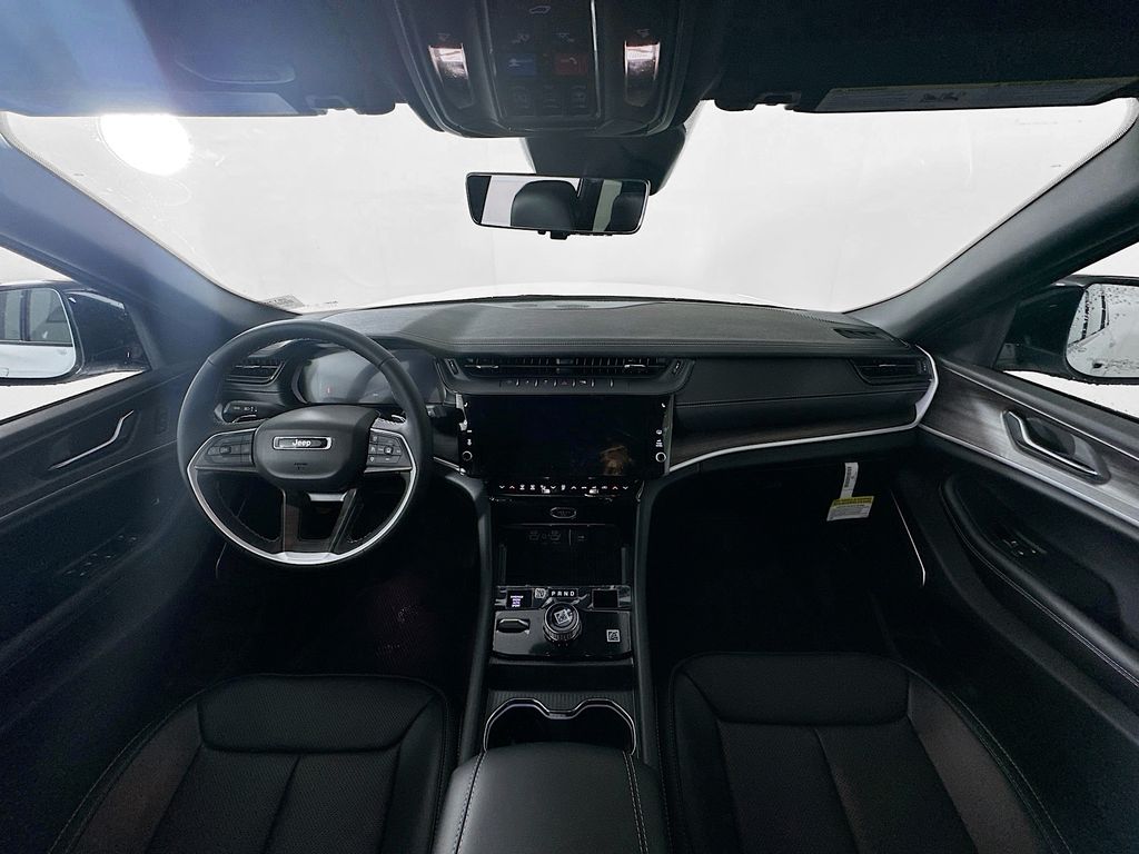 New 2026 White/off-white Jeep Limited image 9