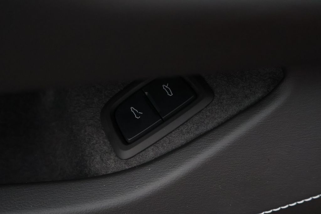 Thumbnail: 2024 Chevrolet Corvette - 22