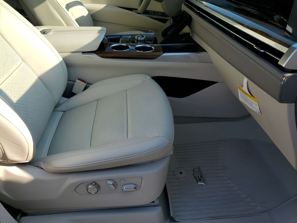 New Car 2025 Cadillac Escalade  Premium Luxury Platinum For Sale In Austin, Texas