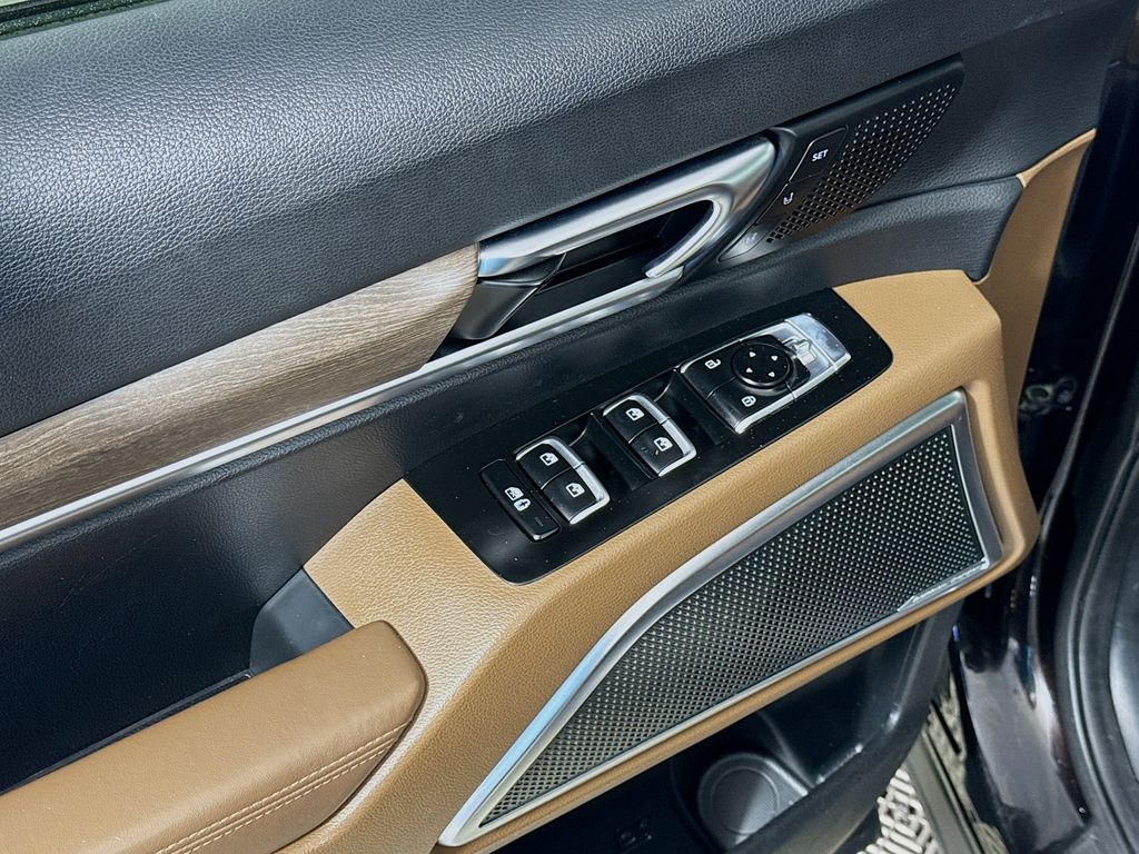 Thumbnail: 2021 Kia Telluride - 18