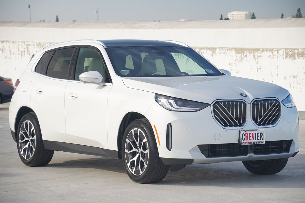 Thumbnail: 2026 BMW X3 - 3