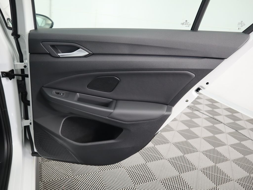Thumbnail: 2025 Volkswagen Golf - 28