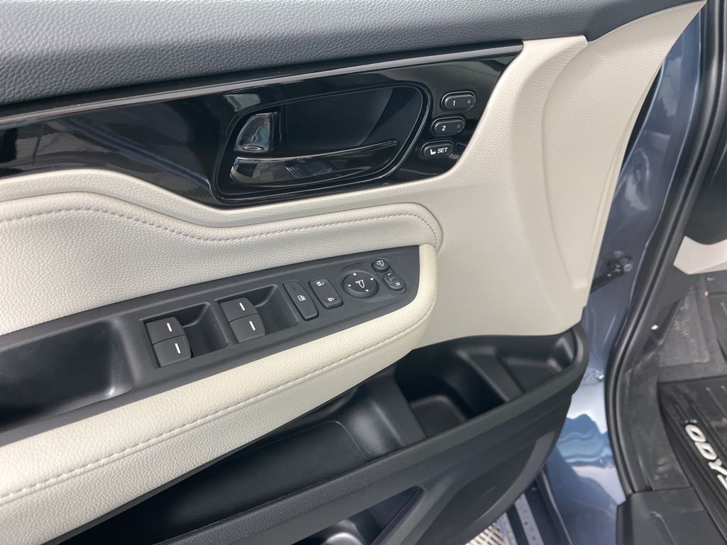 Thumbnail: 2026 Honda Odyssey - 27