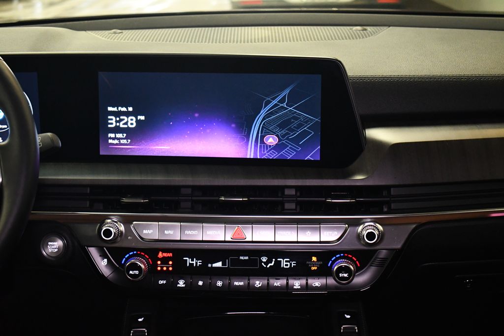 Thumbnail: 2023 Kia Telluride - 18