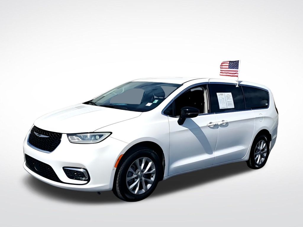 Bright White Clearcoat 2024 Chrysler Pacifica Touring L AWD Minivan All-Wheel Drive 9-Speed Automatic