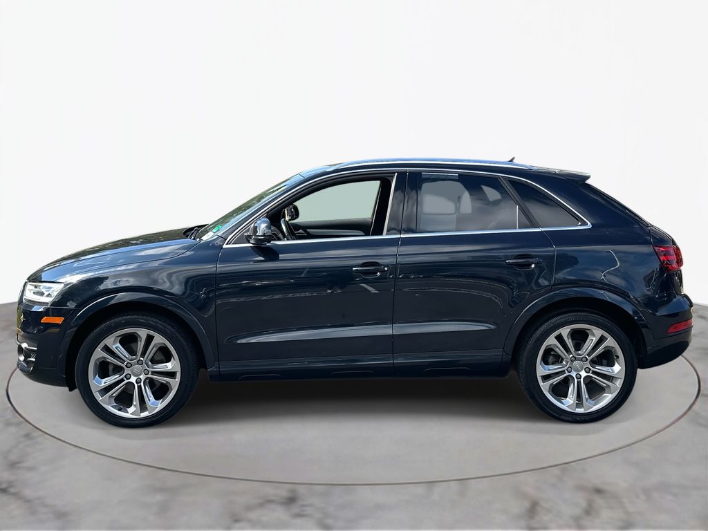 Thumbnail: 2015 Audi Q3 - 12