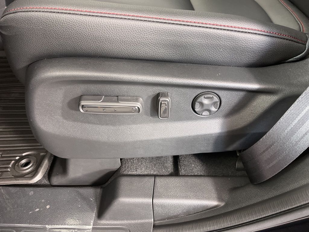 Thumbnail: 2026 Honda Odyssey - 29