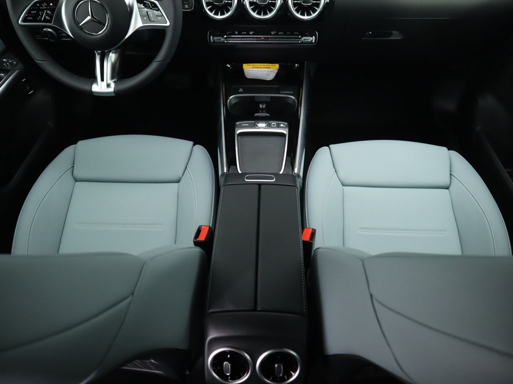 Thumbnail: 2026 Mercedes-Benz GLA - 17