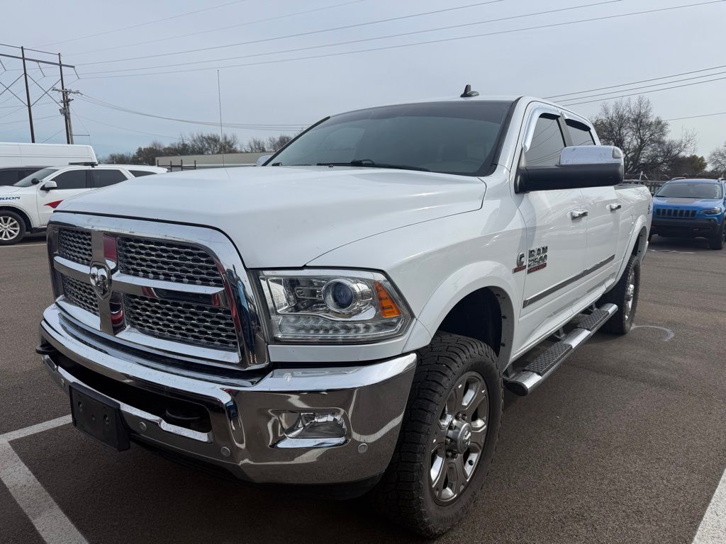 Bright White Clearcoat 2018 RAM 2500 Laramie Crew Cab 4WD Pickup Truck Four-Wheel Drive 6-Speed Automatic