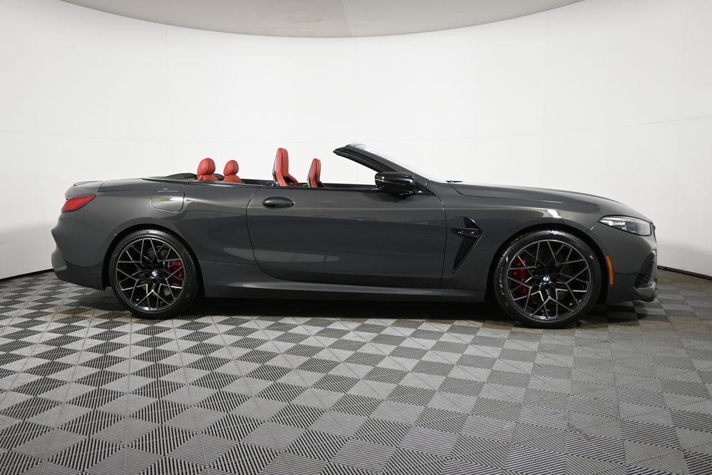 Thumbnail: 2022 BMW M8 - 16