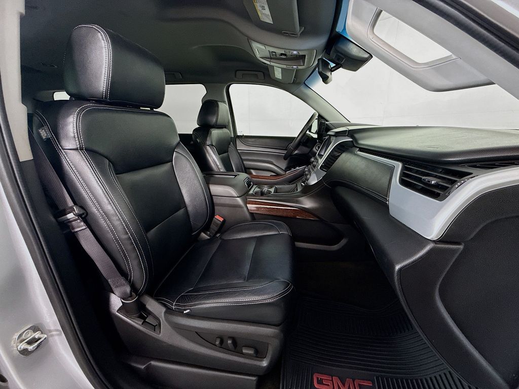 Thumbnail: 2015 GMC Yukon - 20