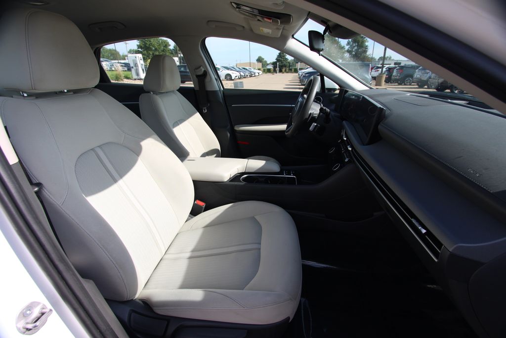 Used 2024 Hyundai Sonata Sedan