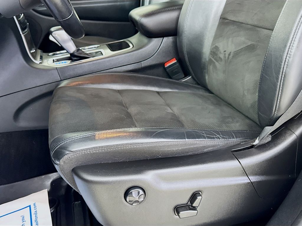 Used Car 2022 Jeep Grand Cherokee Wk  Laredo X For Sale Under $30,000 In Austin, Texas