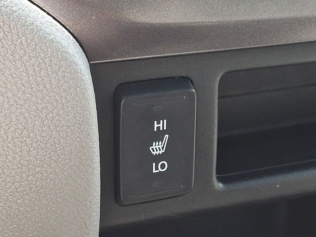 Thumbnail: 2016 Honda Pilot - 23
