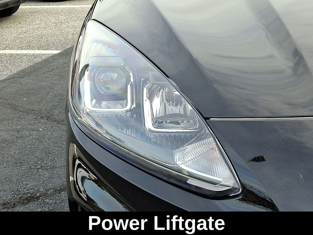 Thumbnail: 2022 Ford Escape - 10