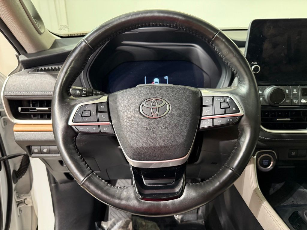 Thumbnail: 2024 Toyota Grand Highlander - 25