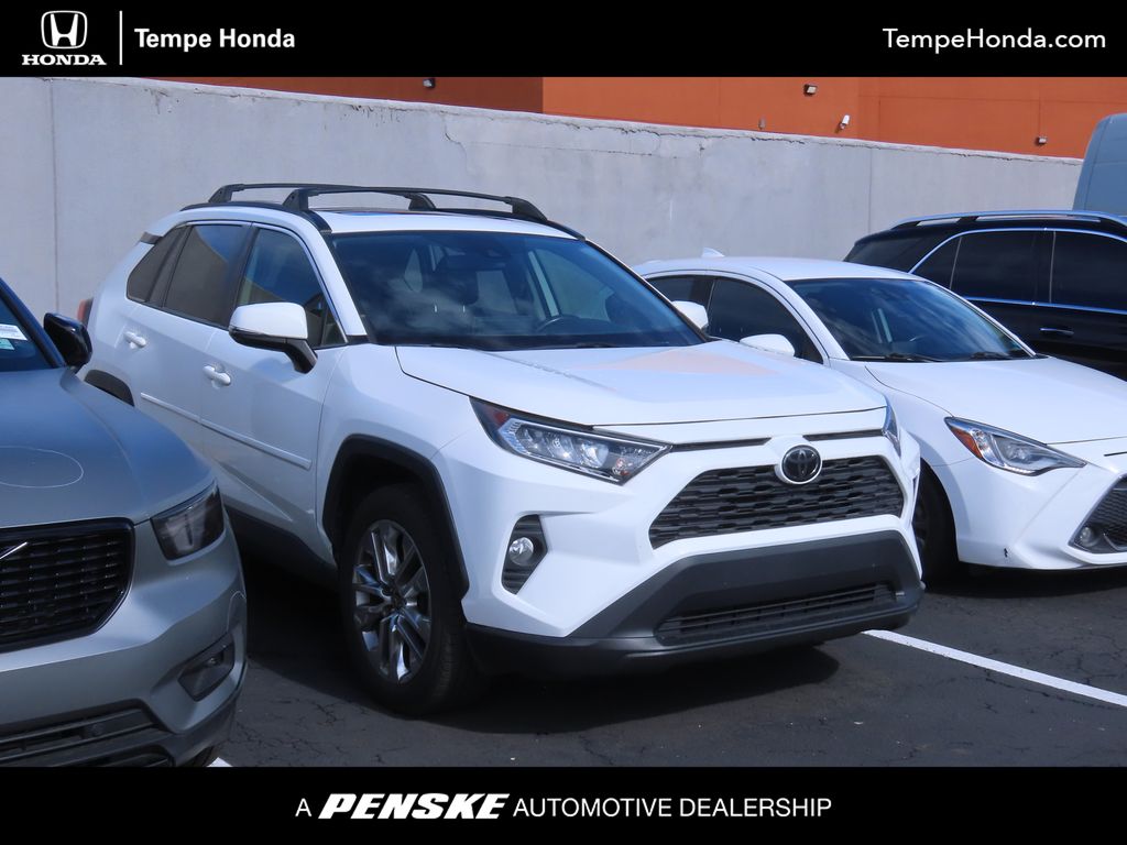 Thumbnail: 2019 Toyota RAV4 - 1