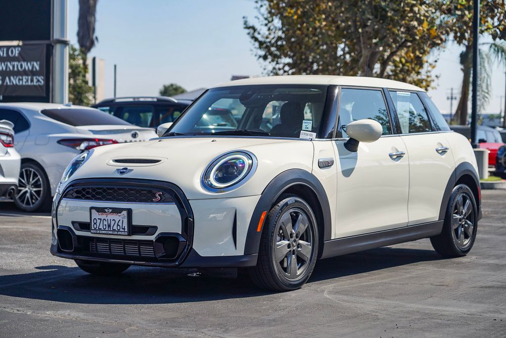 2022 MINI Cooper S Signature 5