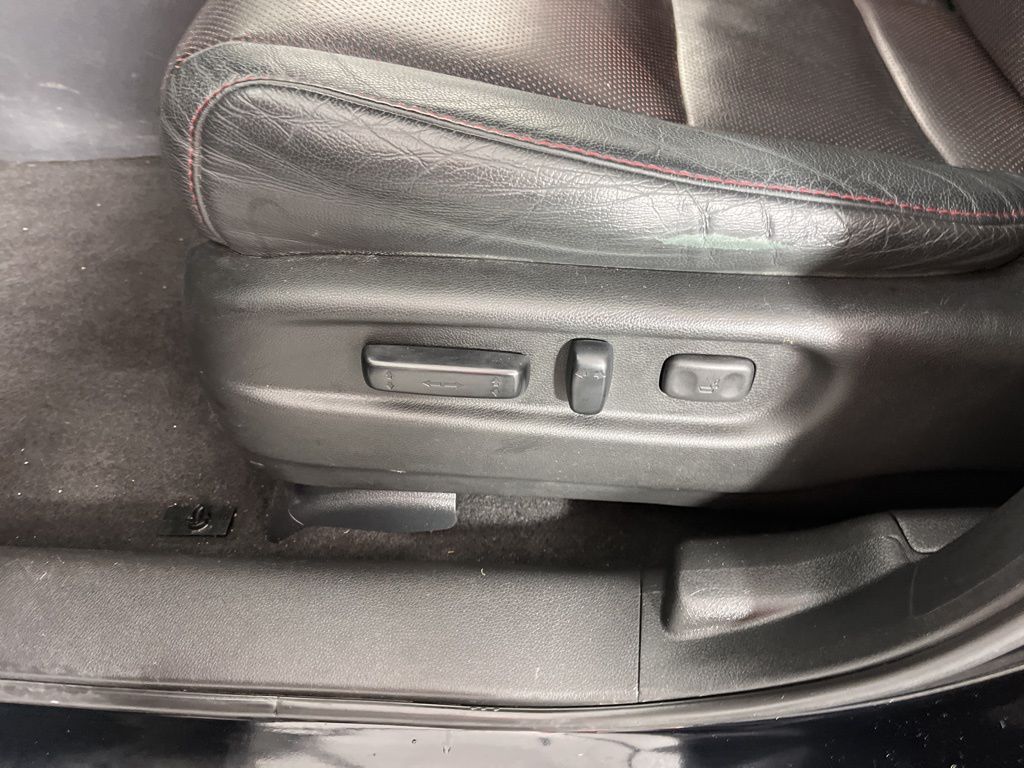 Thumbnail: 2020 Honda Pilot - 27