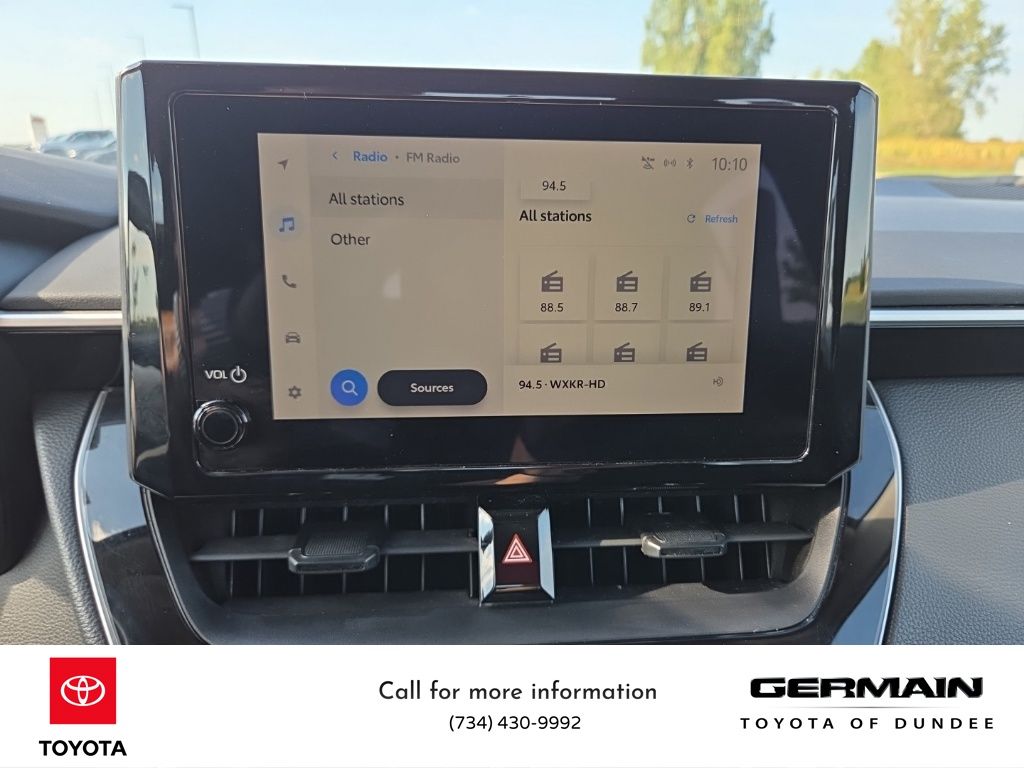 2023 Toyota Corolla LE photo 36