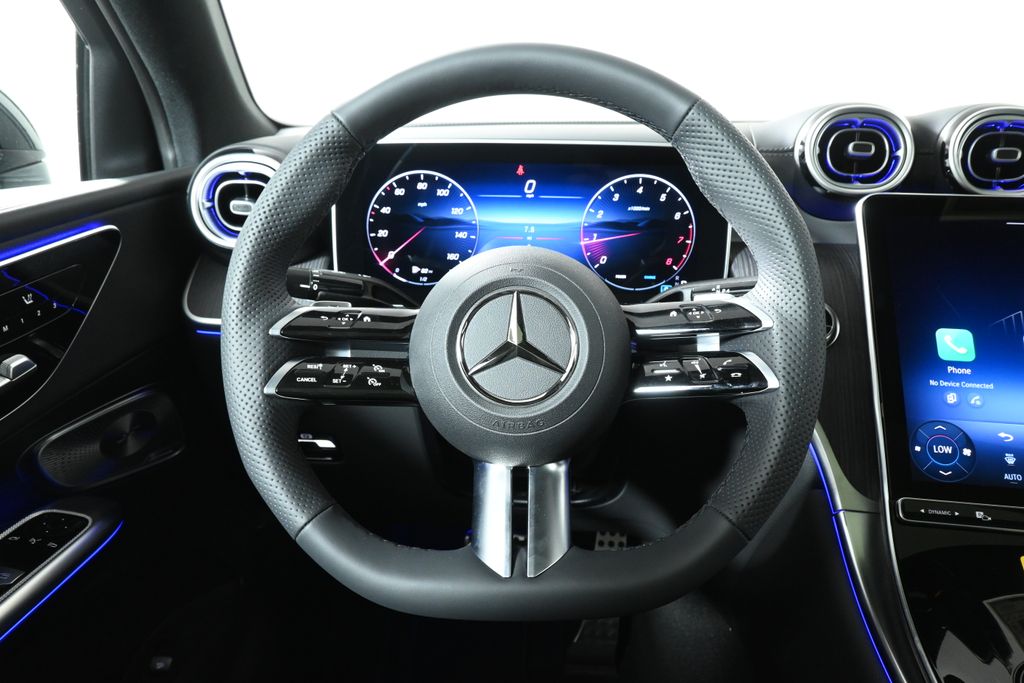 2025 Mercedes-Benz GLC 300 14