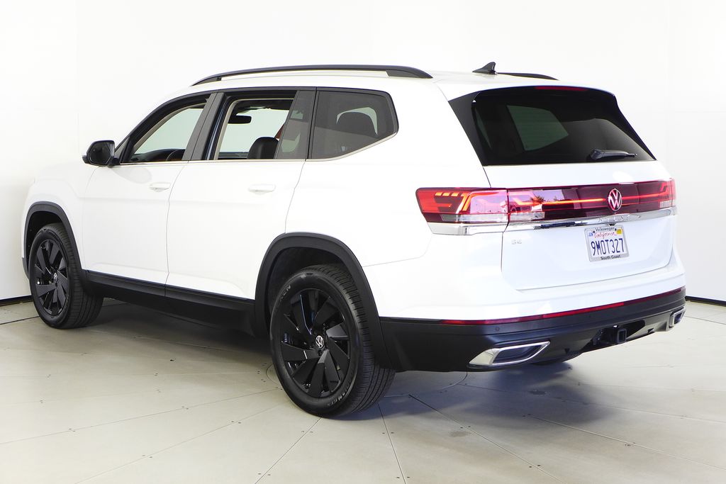 2024 Volkswagen Atlas SE 9
