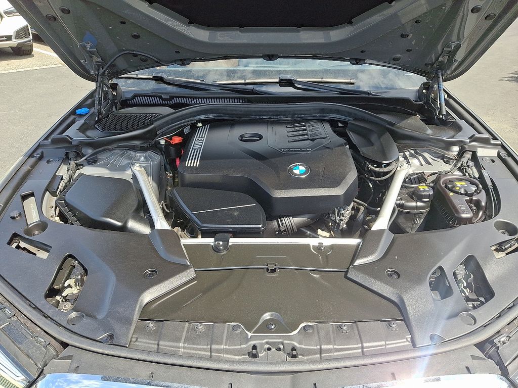 2022 BMW 5 Series 530i xDrive 30