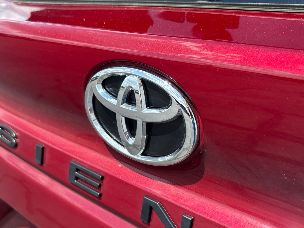 Used 2026 Toyota Sienna Van