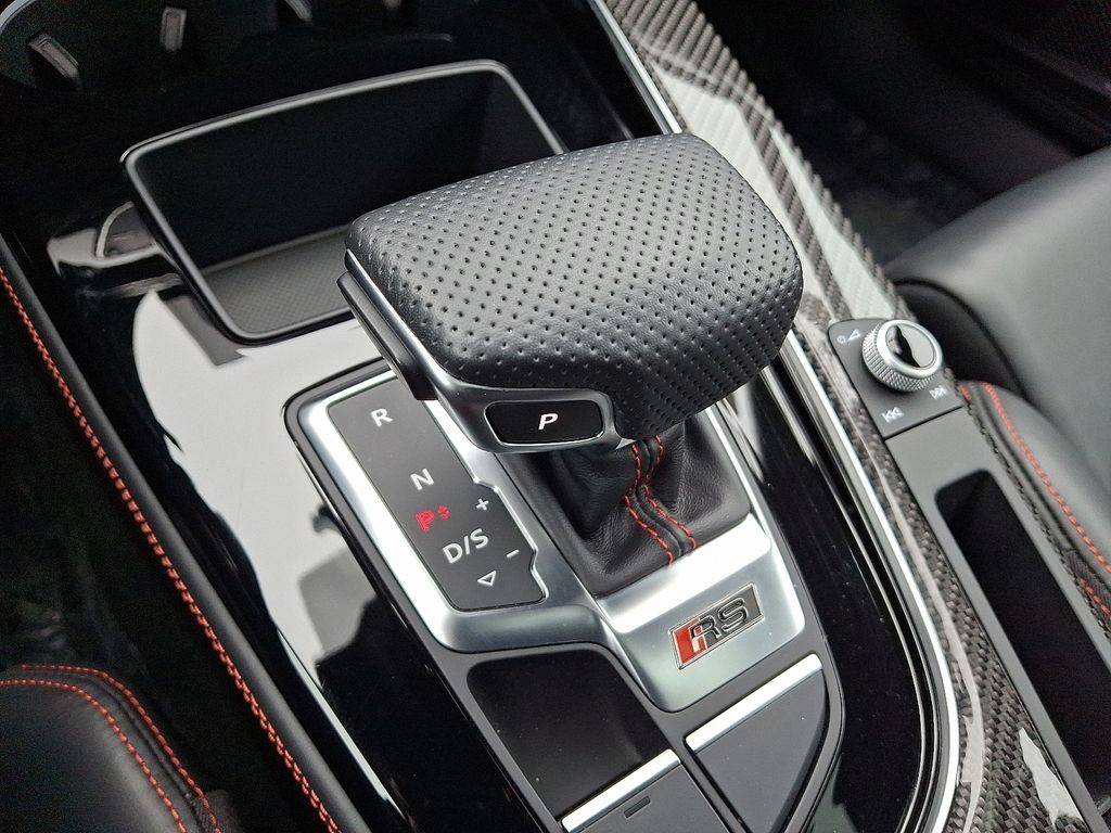 Thumbnail: 2024 Audi RS 5 - 16