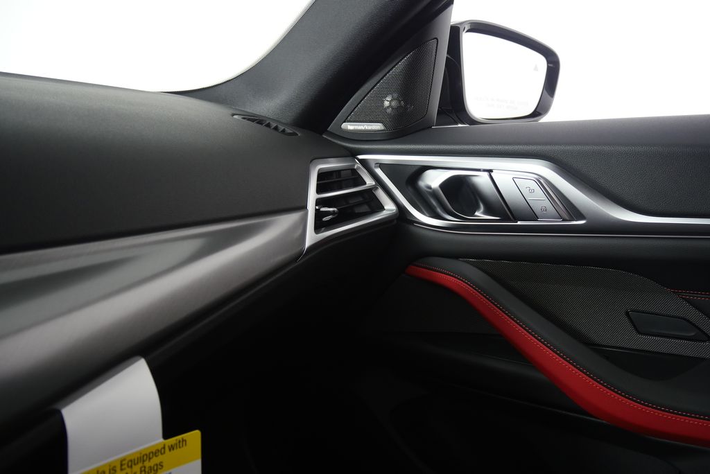 Thumbnail: 2025 BMW 4 Series - 27