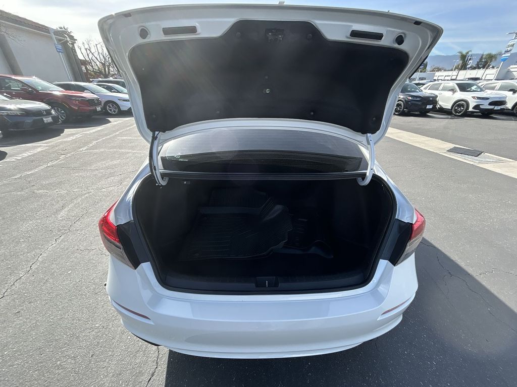 Thumbnail: 2024 Honda Civic - 24