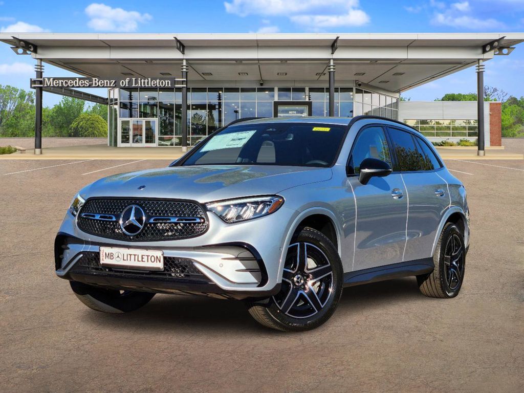 2025 Mercedes-Benz GLC GLC 300 1