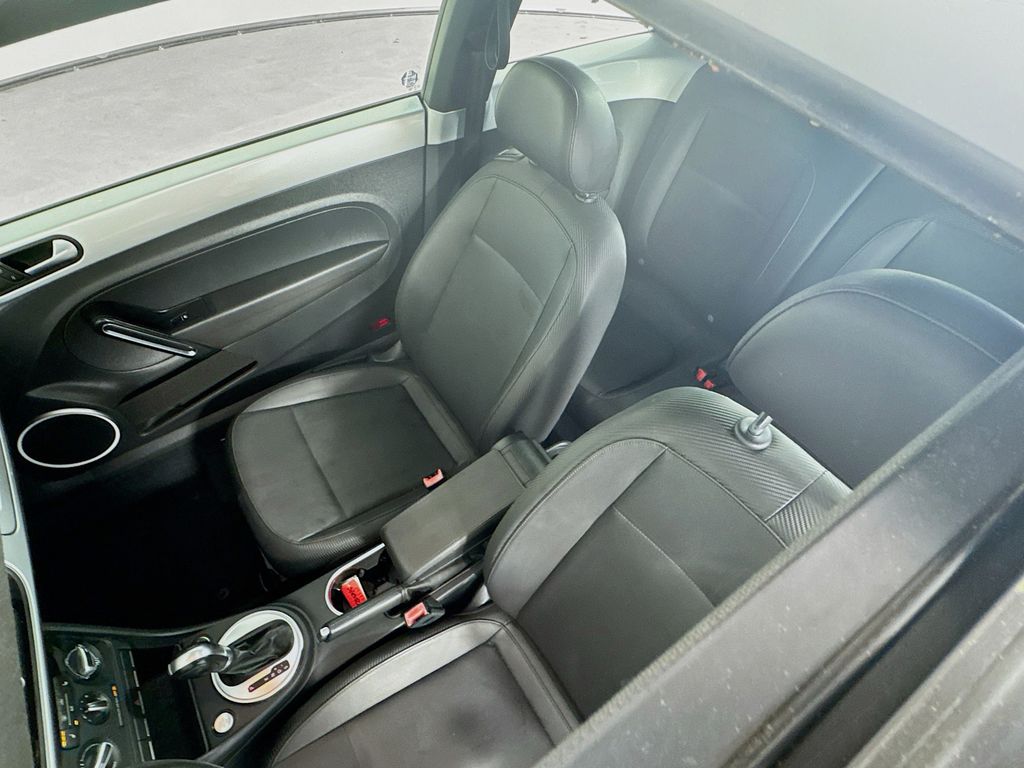 Used Car 2015 Volkswagen Beetle  1.8t For Sale Under $15,000 In Austin, Texas