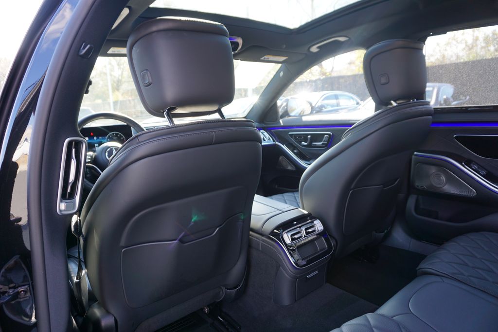 Thumbnail: 2022 Mercedes-Benz S-Class - 15