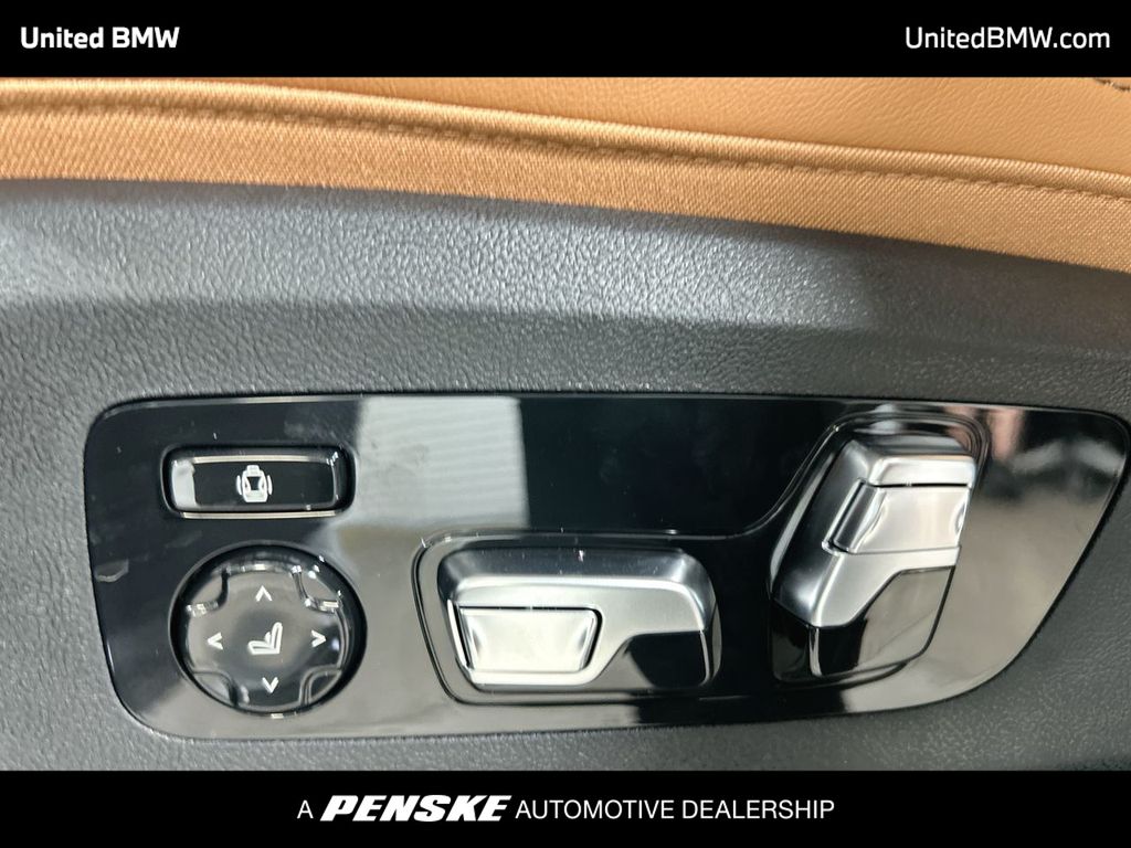 Thumbnail: 2026 BMW X5 - 12