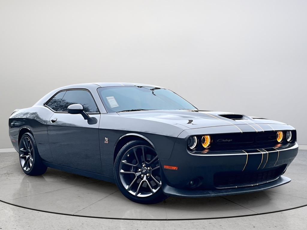 Gray (Granite Crystal Metallic Clearcoat) 2023 Dodge Challenger R/T Scat Pack RWD Coupe Rear-Wheel Drive 8-Speed Automatic