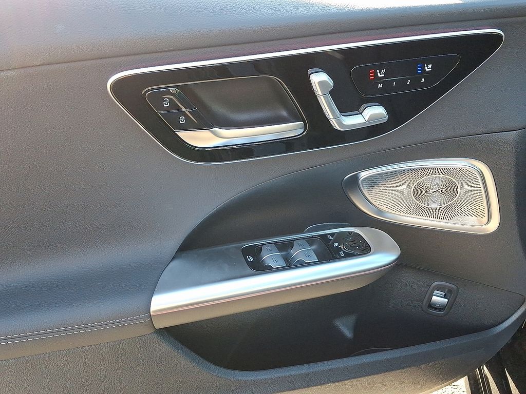 Thumbnail: 2026 Mercedes-Benz C-Class - 7