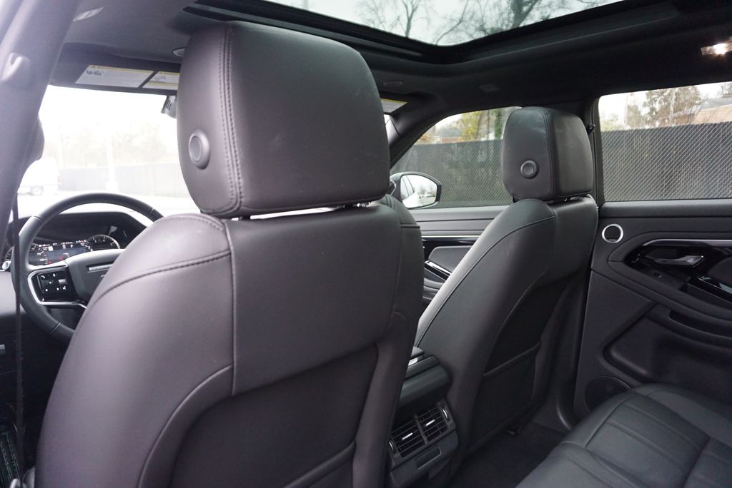 Thumbnail: 2023 Land Rover Range Rover Evoque - 15