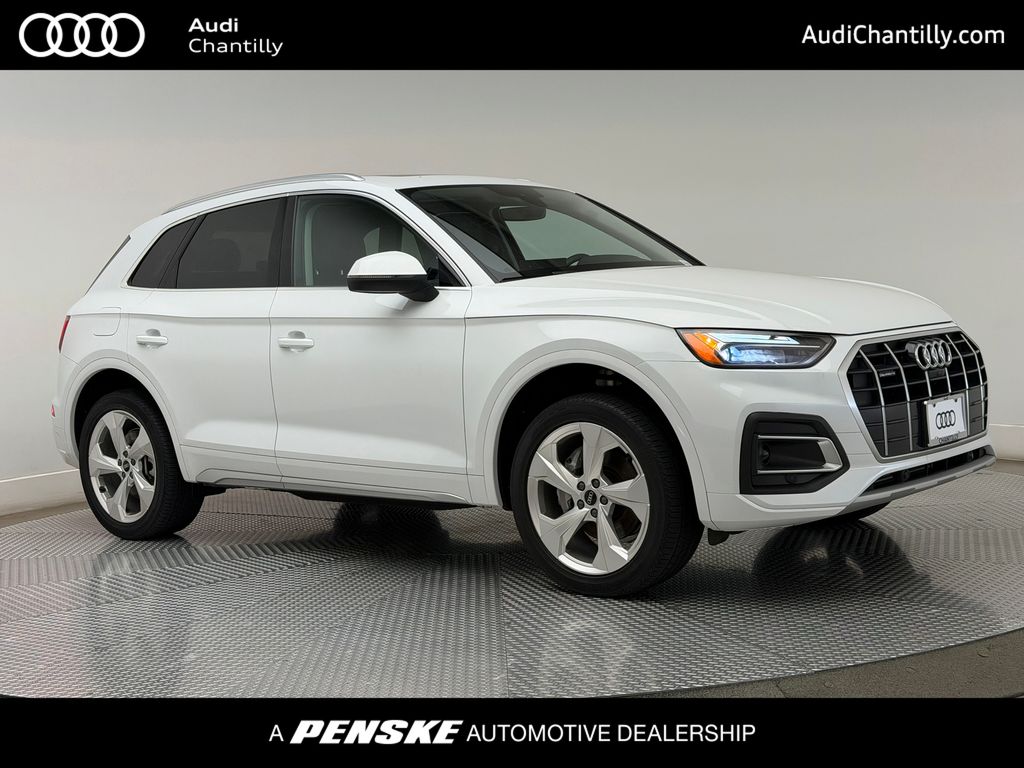 Thumbnail: 2021 Audi Q5 - 1