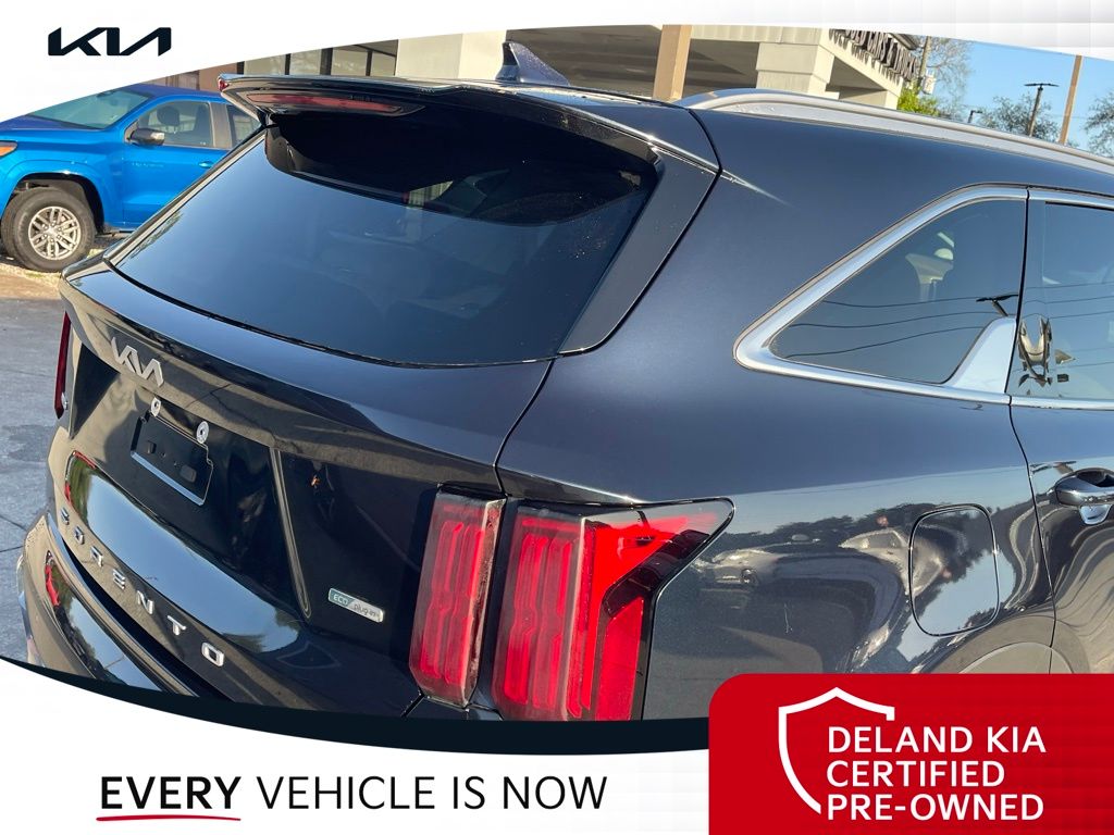 Used 2022 Kia Sorento Plug-In Hybrid SUV
