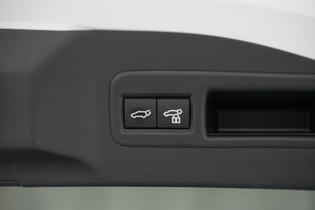 Thumbnail: 2024 Toyota bZ4X - 32